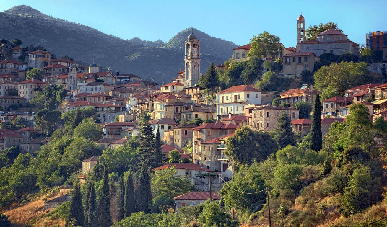 Dimitsana – Stone paths & history